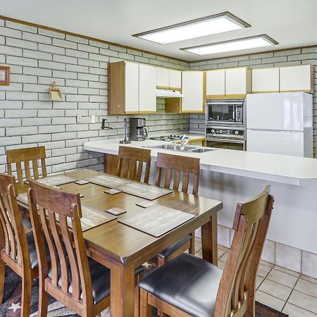 Flathead Lake Views Scenic And Spacious Retreat! بيجفورك المظهر الخارجي الصورة