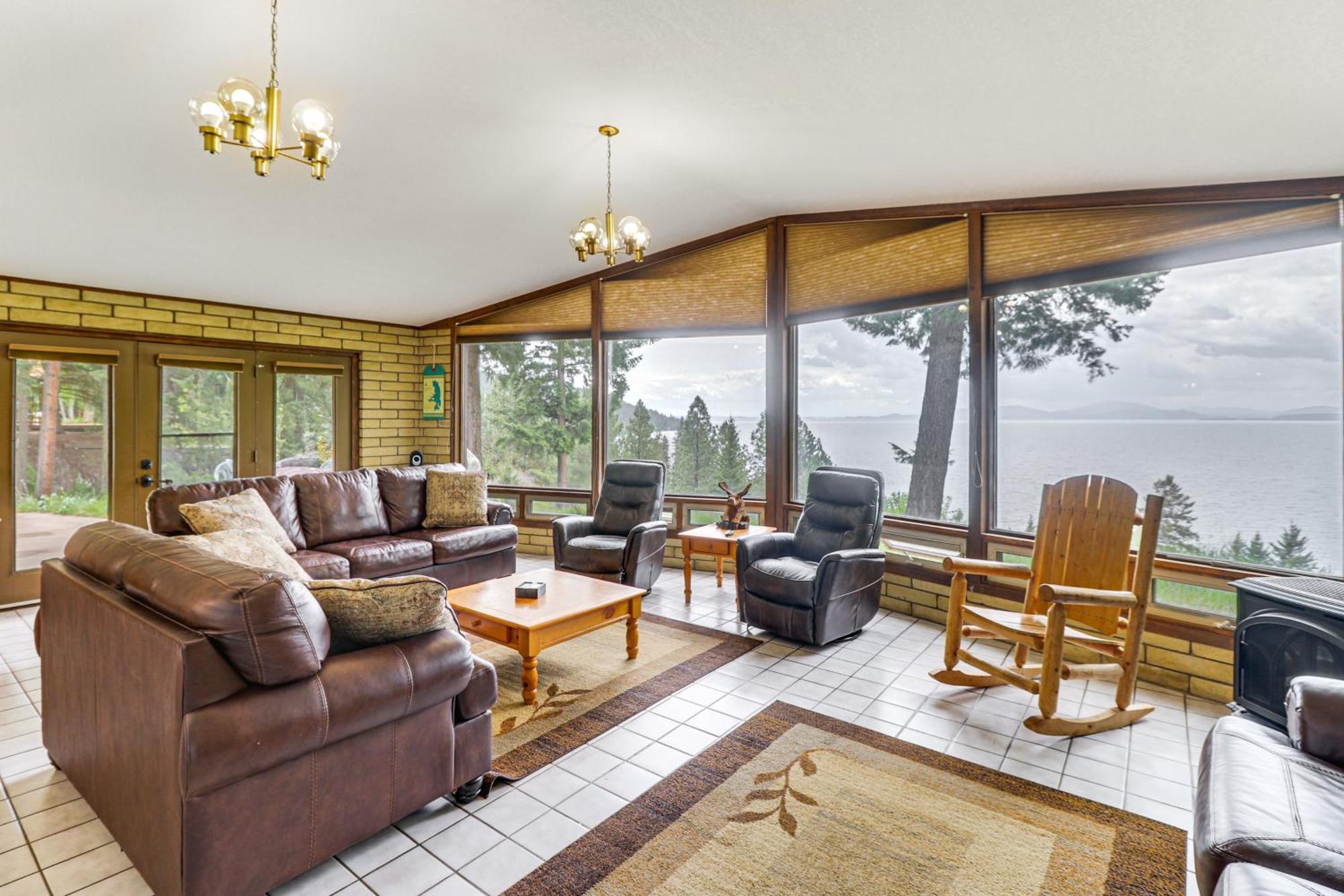 Flathead Lake Views Scenic And Spacious Retreat! بيجفورك المظهر الخارجي الصورة